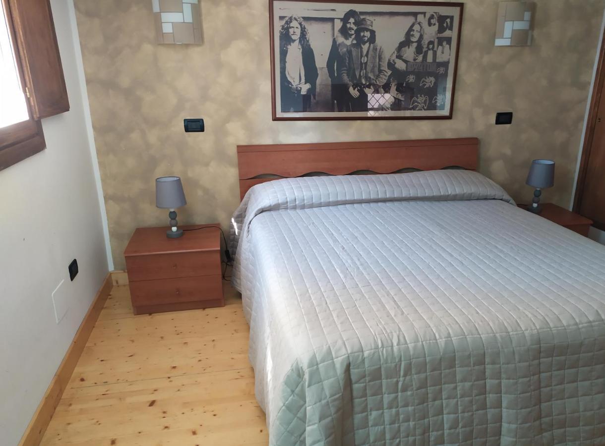Casa Flora Fondi Centro Storico Apartment Екстериор снимка
